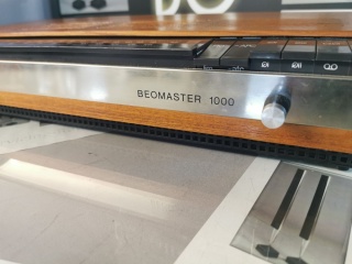 BEOMASTER 1000 AMPLIFIER/TUNER